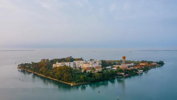 Condé Nast Traveler