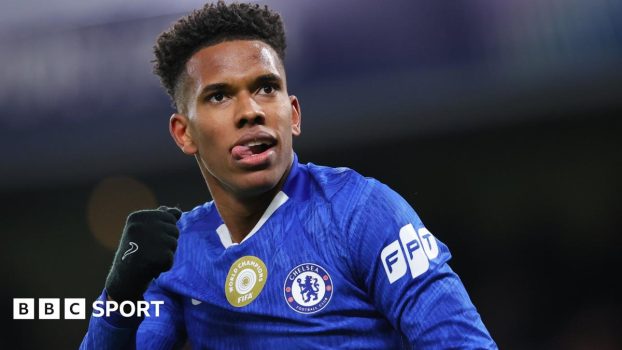 Estevao Willian scores for Chelsea