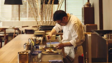 In Snow-Covered Sapporo, Eating Prized Seafood and High-End Tempura