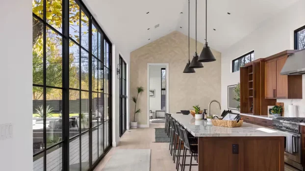 11 Best Austin Bachelorette Airbnbs: Lakeside Homes, Pink Mansions, & Ranch-Like Rentals