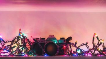 25 Best Holiday Gifts for Travelers in 2026