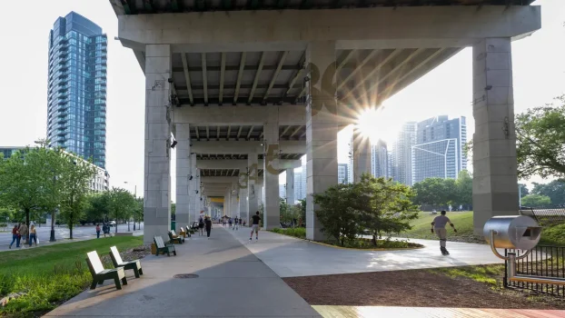 26 Best Things to Do in Toronto for First Nations Art, Hockey History, and Waterfront Views