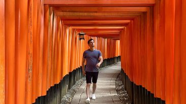 A Better Way to Stay Connected When You Travel