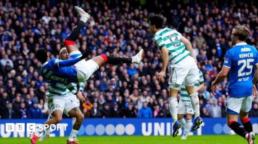 Henrik Larsson scores for Celtic against Rangers in 2000