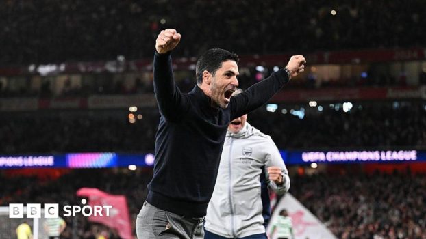 Mikel Arteta celebrates the win at full time.