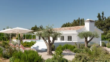 As Portugal's Algarve Coast Goes High-Luxe, These Rural Farm Estates Are Refreshing Alternative