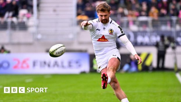 Henry Slade kicks the ball off the tee against Stade Francais earlier this season
