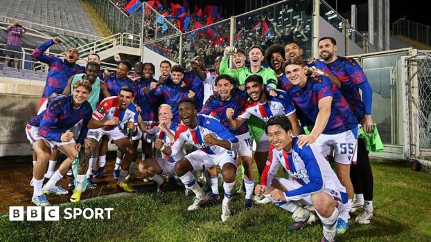 Crystal Palace players celebrate reaching the Conference League semi-finals