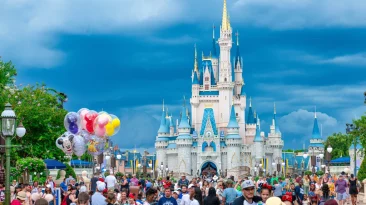 Disney World Visit Nears $1,000 For Family Of Four On Popular Days, 2027