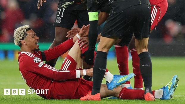 Hugo Ekitike looks in pain after suffering an injury