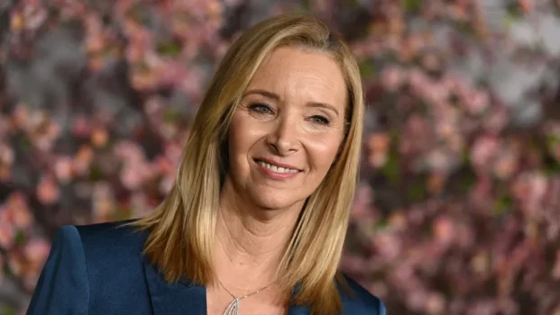 Lisa Kudrow Says Today's Multi-Cams No Longer Take Risks With Jokes