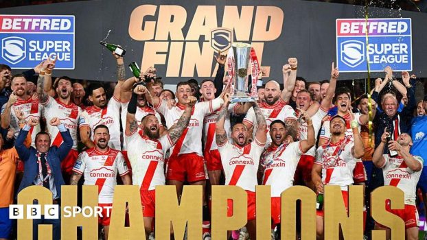 Hull KR celebrate winning the 2025 Grand Final