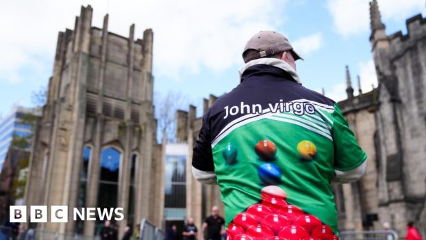 Snooker world turns out to remember John Virgo