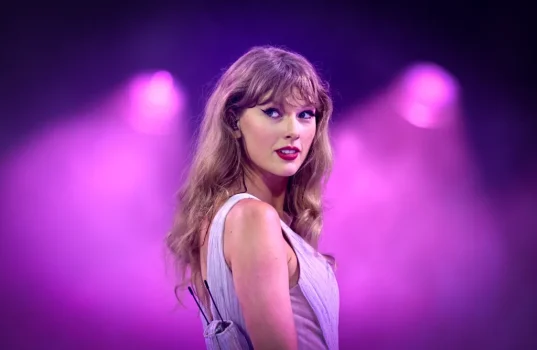 Taylor Swift Leads 2026 American Music Awards Nominations