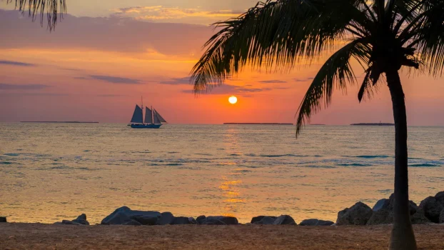 20 Best East Coast Beach Towns Worth a Visit, From Florida to Maine