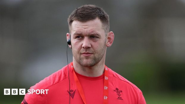 Wales coach Dan Lydiate in training